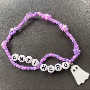 Taylor Swift Friendship Bracelet